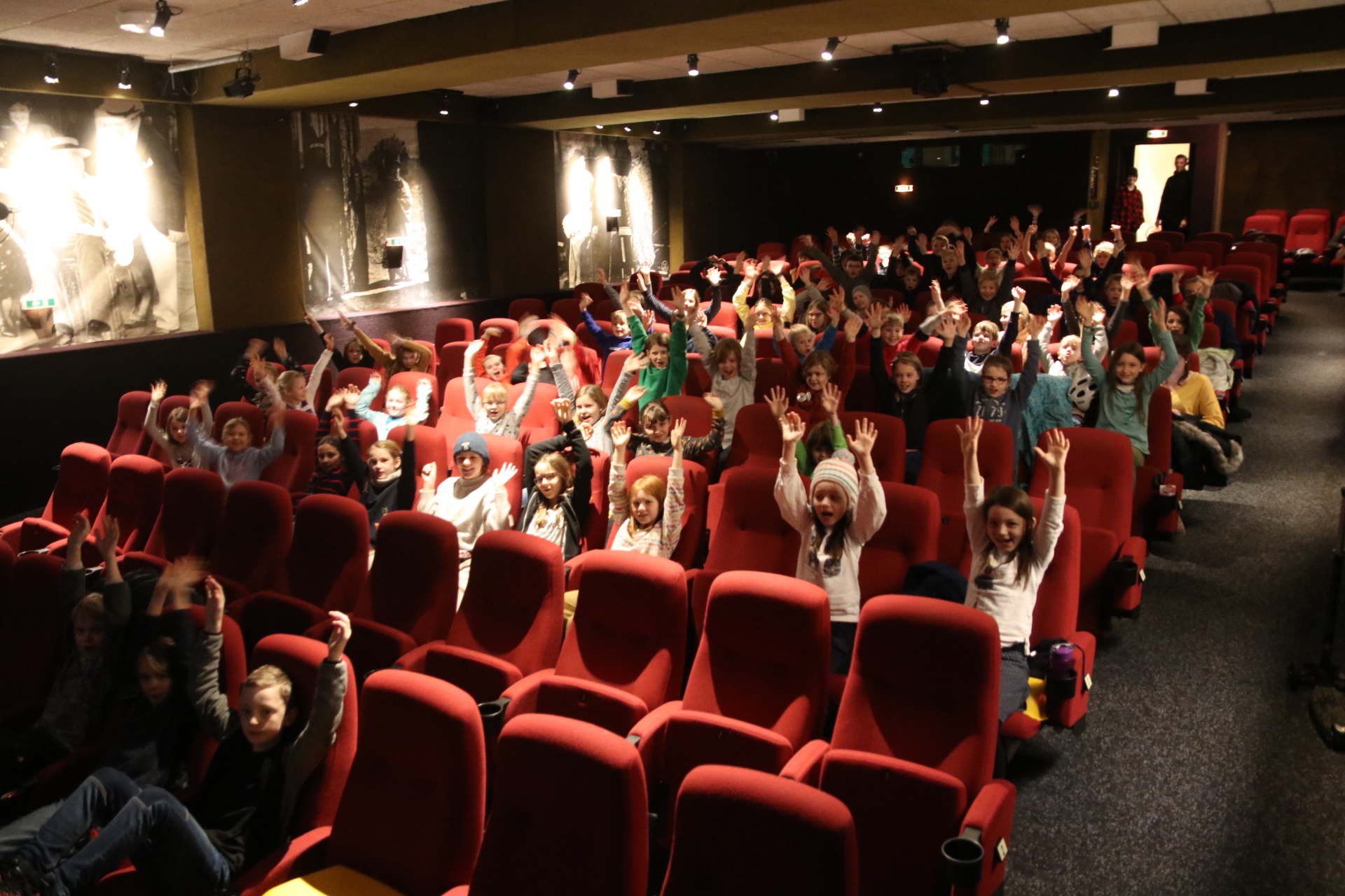 Gruppenfoto im Cinema