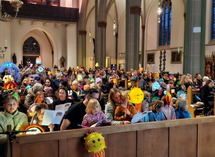 Blick in die Herz-Jesu-Kirche