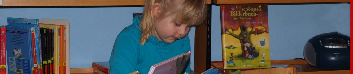 Junge Leserin in der Bücher-Etage | Foto: ABe