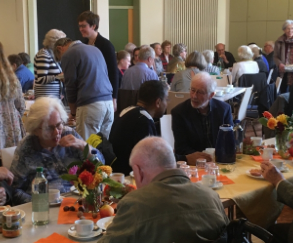 Gemeindebrunch im Pfarrheim an der Margaretakirche