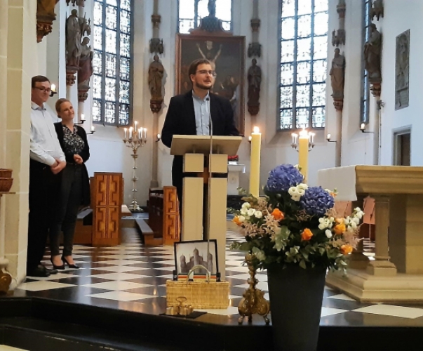 Niklas Piel verabschiedet sich von der Pfarrei